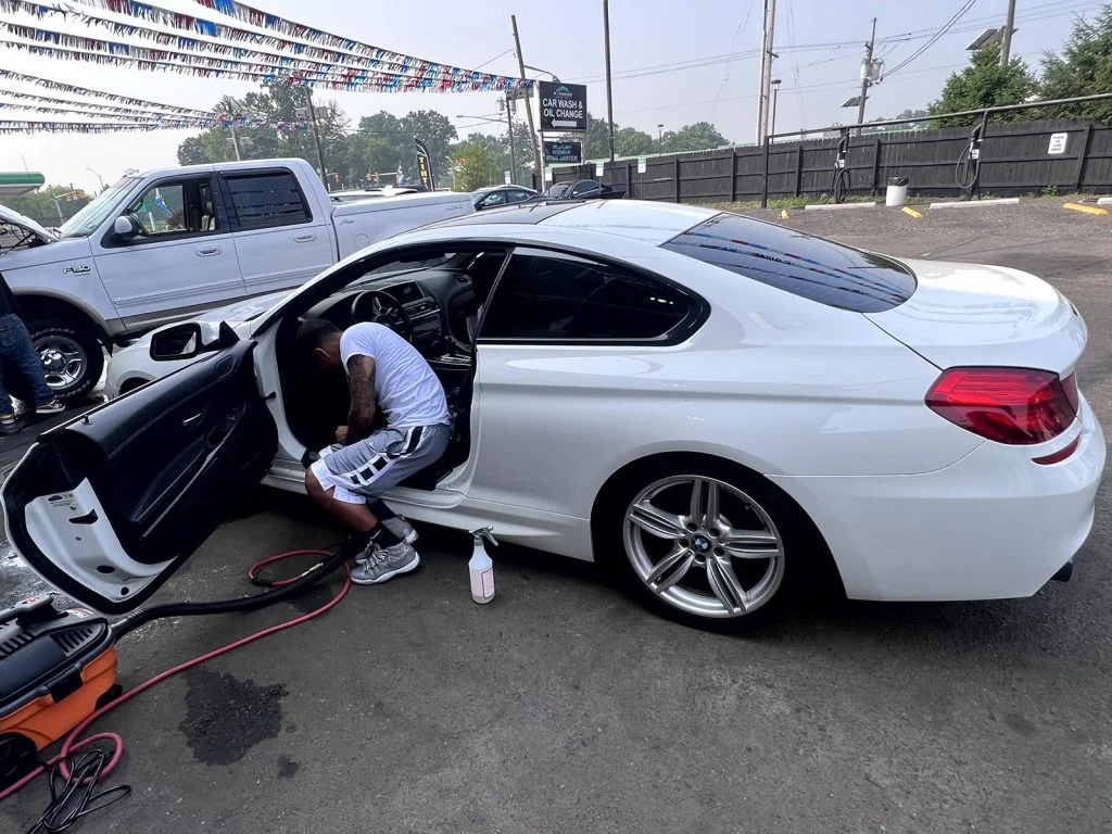 exterior BMW 7 detailing (driver side)