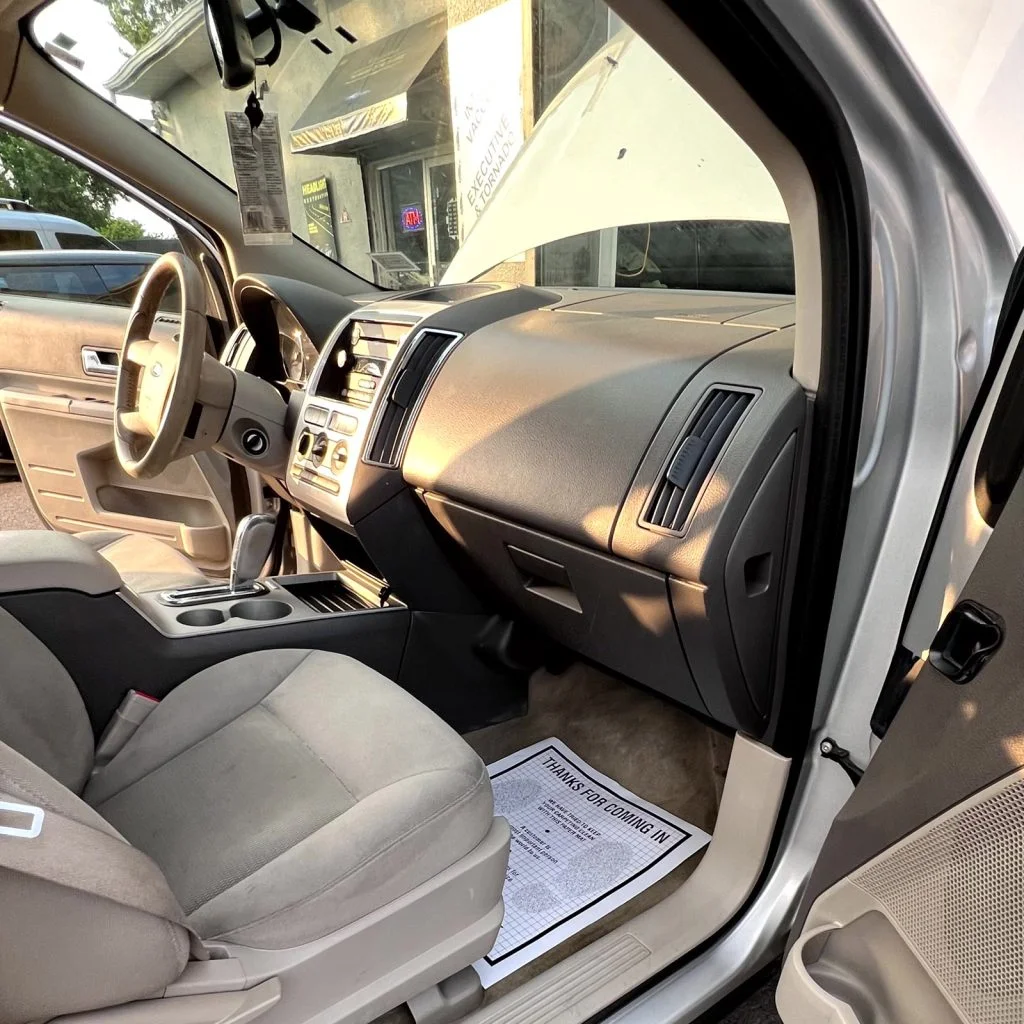 Interior Ford Detailing (Passenger Seat) After