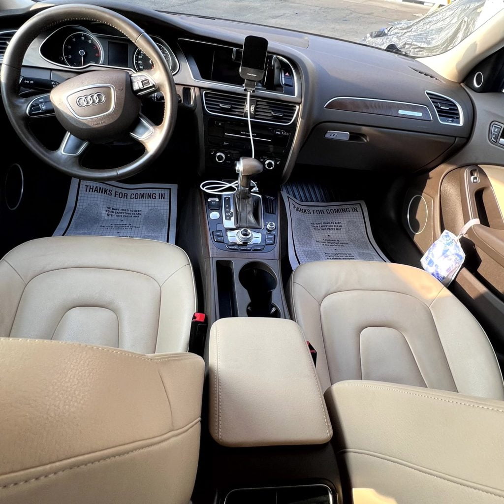 Interior Audi Detailing (Passenger & Driver Seat) After