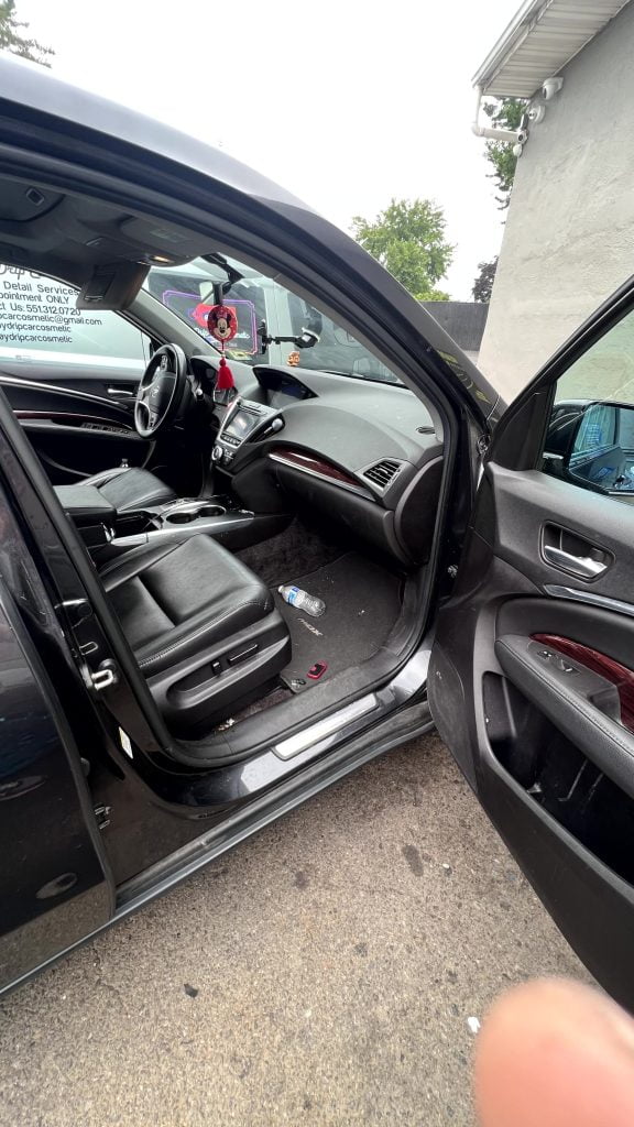Interior Acura Detailing (Passenger Seat) Before
